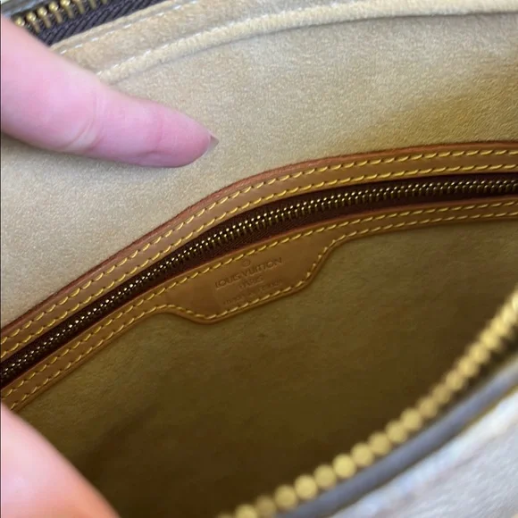 💓Looping Louis Vuitton GM Monogram Canvas Bag✨ - Picture 9 of 16
